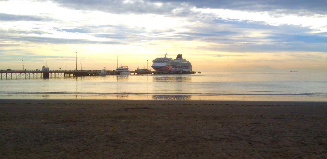 Apart Hotel Marina Puerto Madryn Ngoại thất bức ảnh